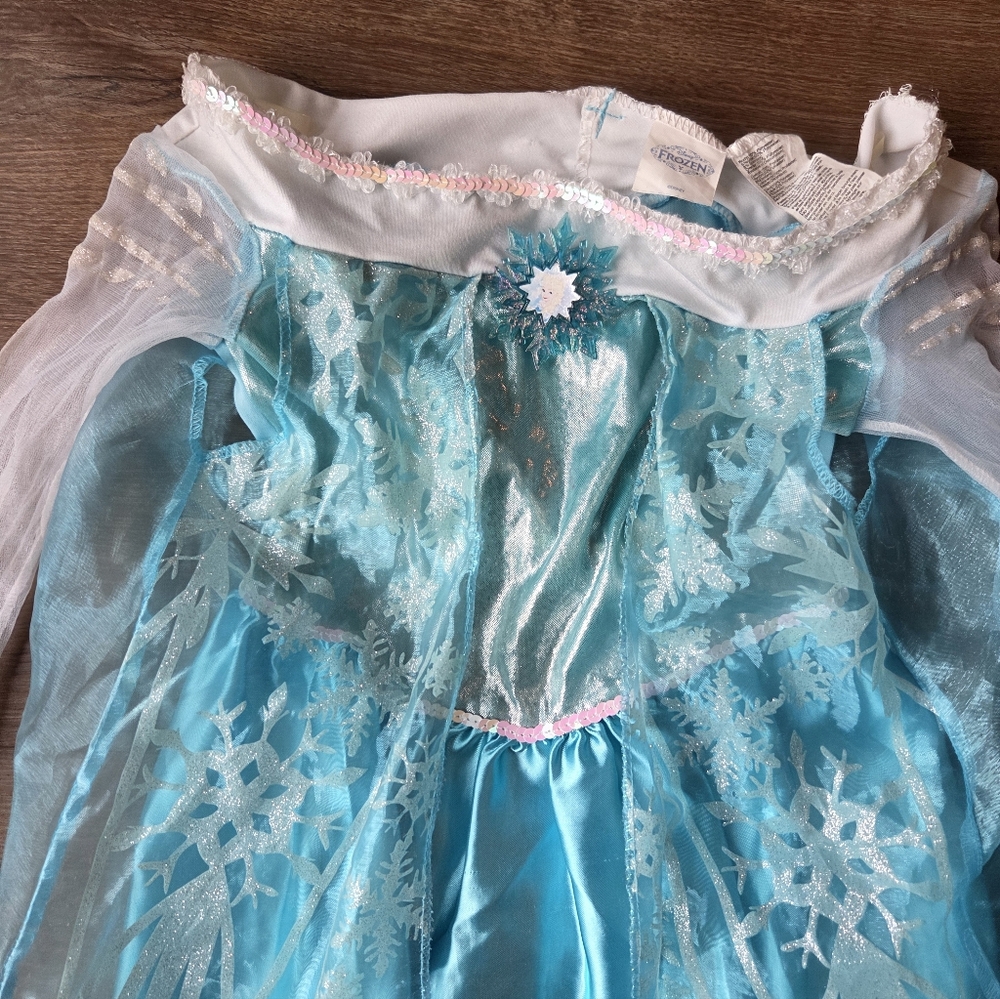 Disney Frozen Elsa Costume Dress Girls size M (7-8) *flaws* - Picture 3 of 8
